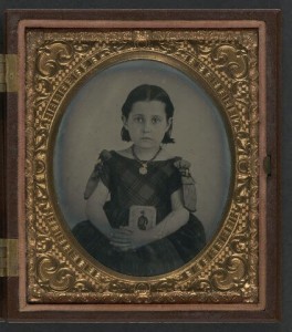Civil War photographs, Civil War family history, Civil War mourning dress